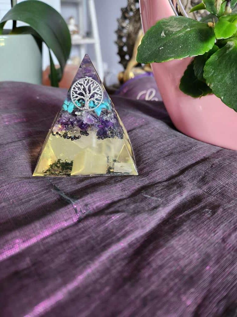 PYRAMIDE ORGONITE