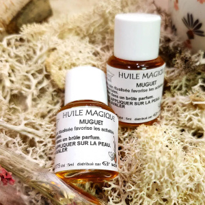 Huile Magique de Muguet : Stimule les Activités Commerciales, Journalistiques et Littéraires