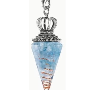 Ce Pendule d'Aquamarine Cristal Naturel est l'outil parfait pour catalyser cet éveil. L'Aquamarine est reconnue pour sa capacité à apporter clarté et calme, purifiant ainsi le canal de votre intuition.
